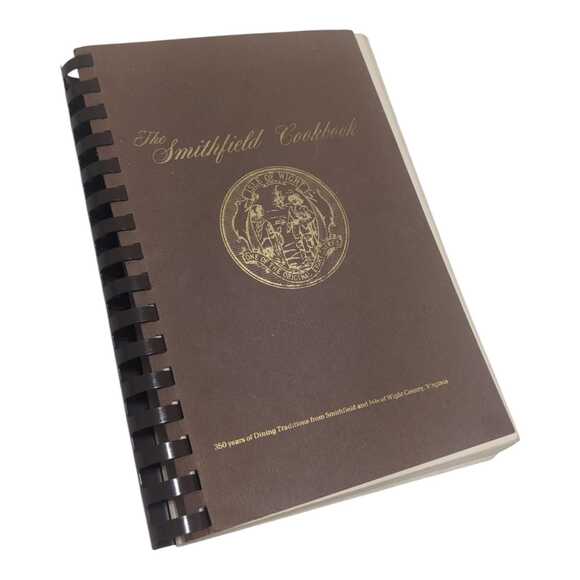 Smithfield Cookbook Book Junior Womans Club Of Smithfield 1978 Paperback VA - Picture 1 of 4